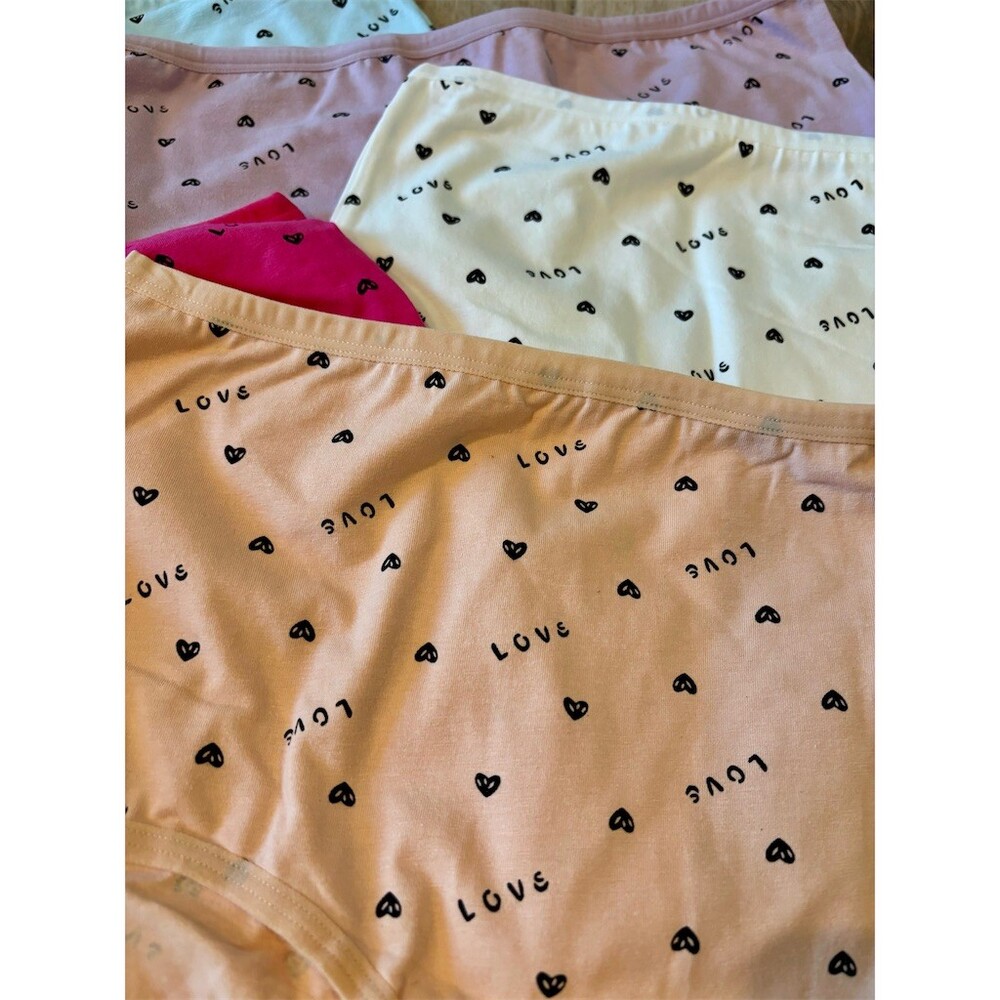 Auden Womens Brief Panties Size 4XL Multicolor Hearts LOVE Print 5-Pack - Picture 2 of 4